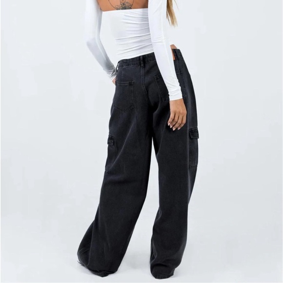 Princess Polly ADRIANNE WIDE LEG CARGO JEANS Black Gray Wash Denim Size 4 - Picture 3 of 10